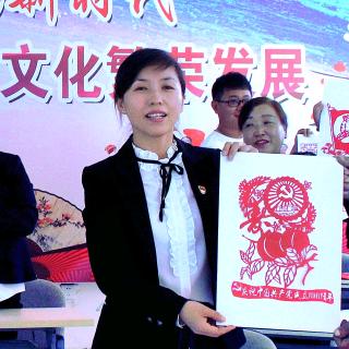 梅绽雪飞