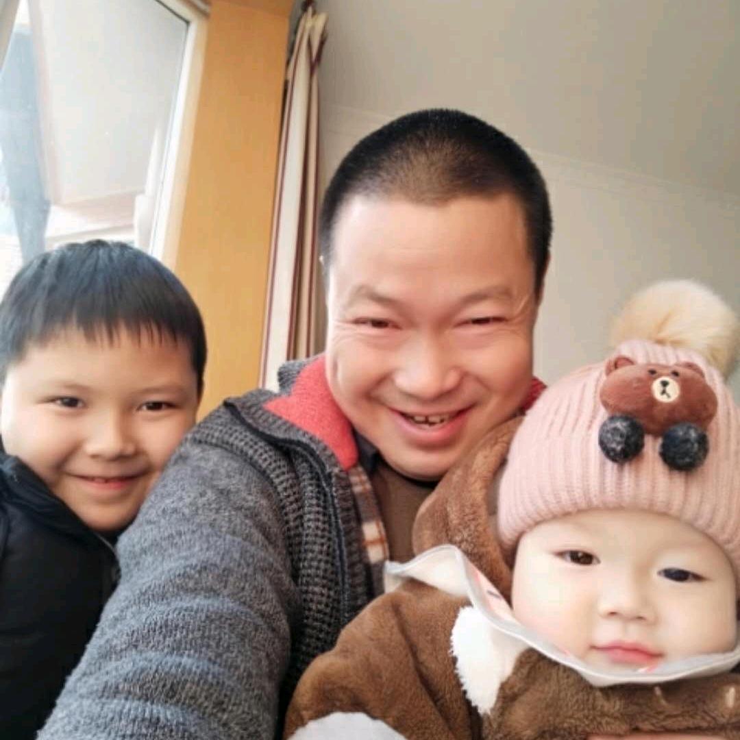 西藏银辉实业有限公司