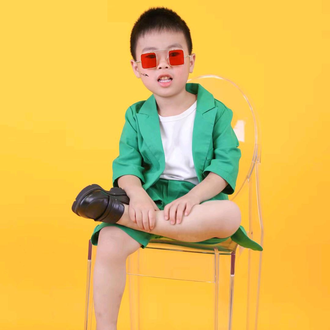 @黄兵