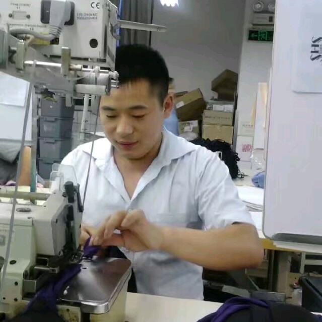 伟哥向前看！