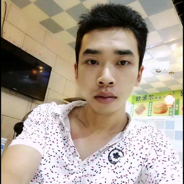 先谋生，🤬在谋爱