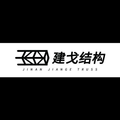 不会踢球的男子