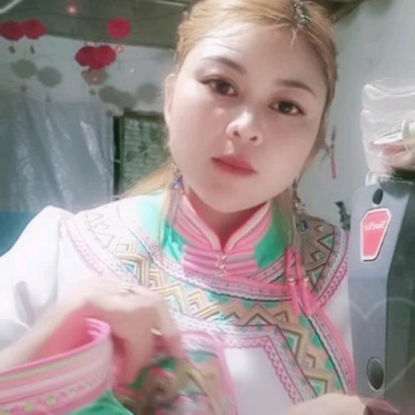世界民族服装🌸🌸