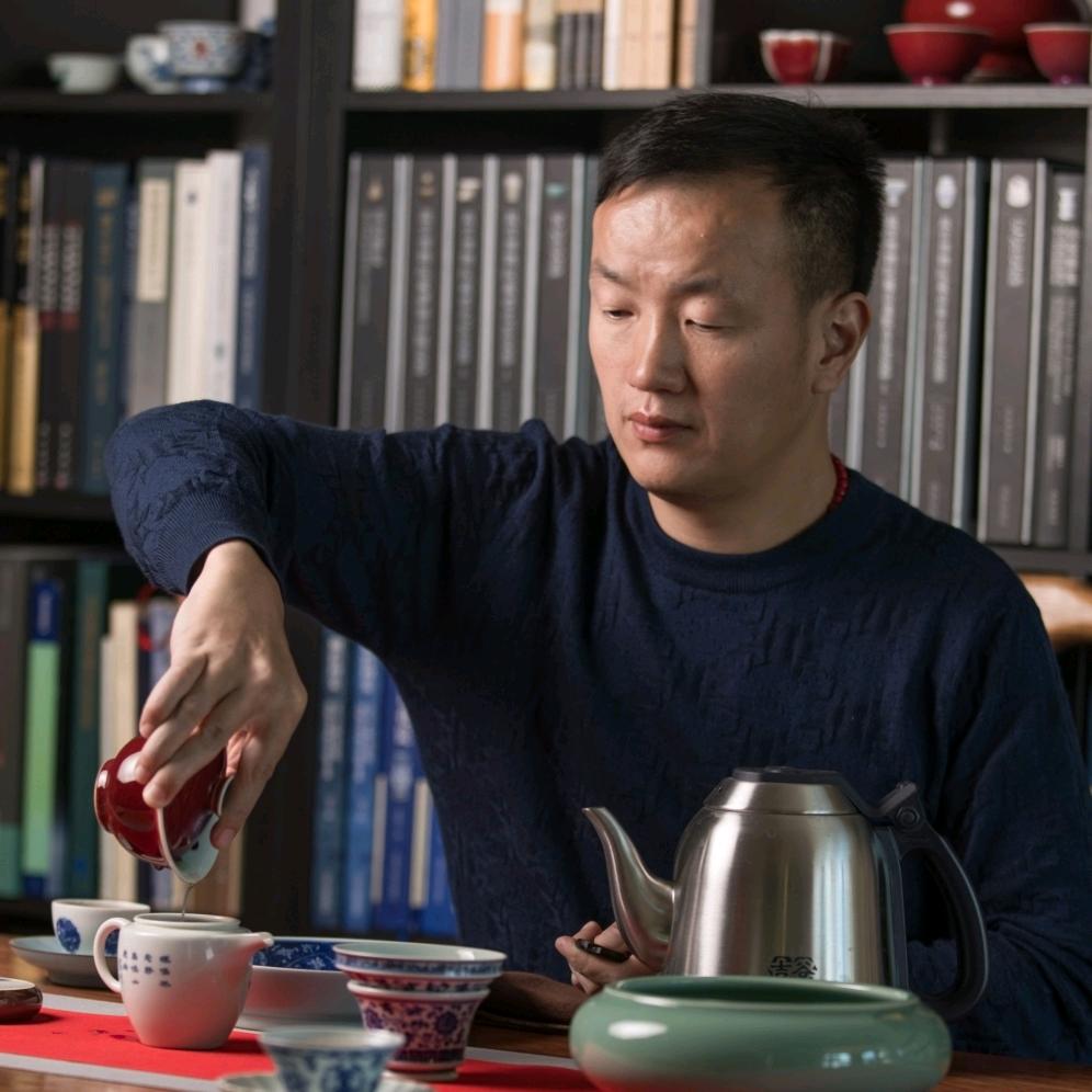 君临茶瓷语贡