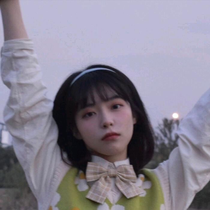 光芒万张🍡