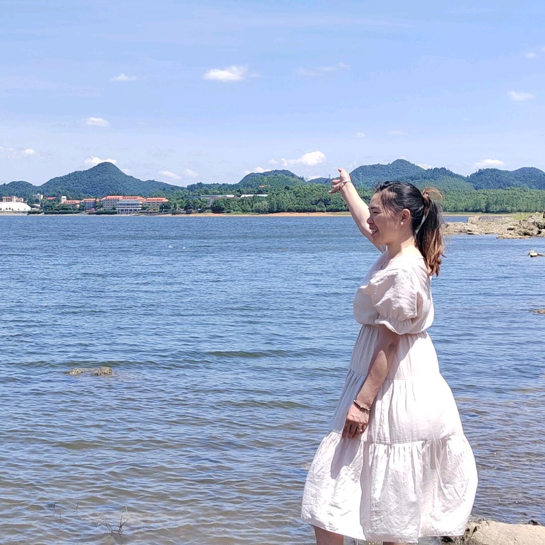 🍀周周有钱花🍀槟榔妹