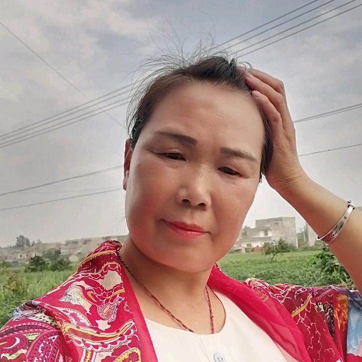 我还是我华姐