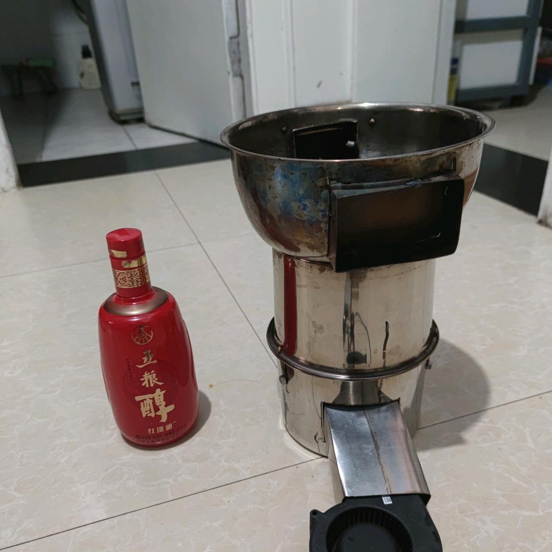 冰山一脚柴火炉