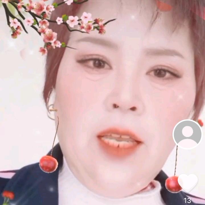 农村大姐《晚上8点开播》