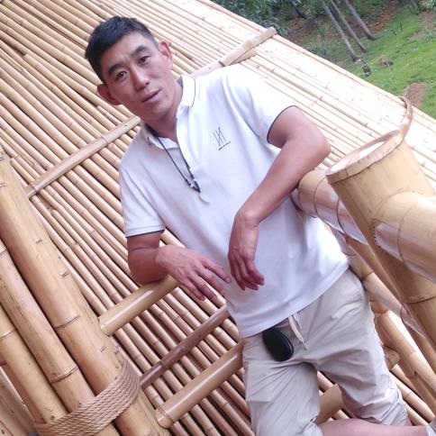 一夜无眠，单身😭😭😭?