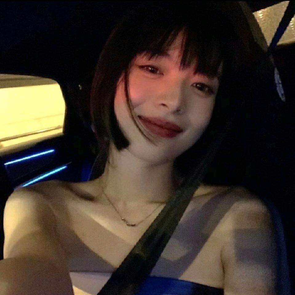 G 𝓰.