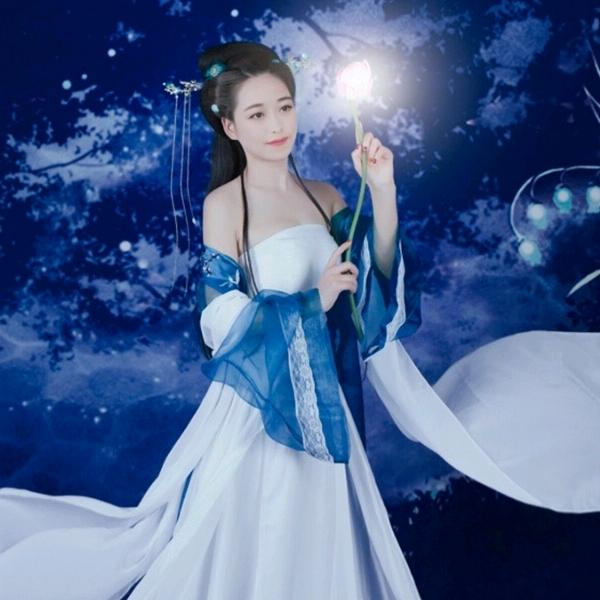 👑丹💎燕子💍