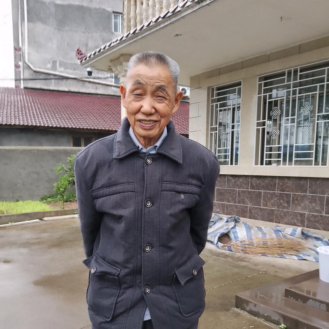 张大爷学抖音