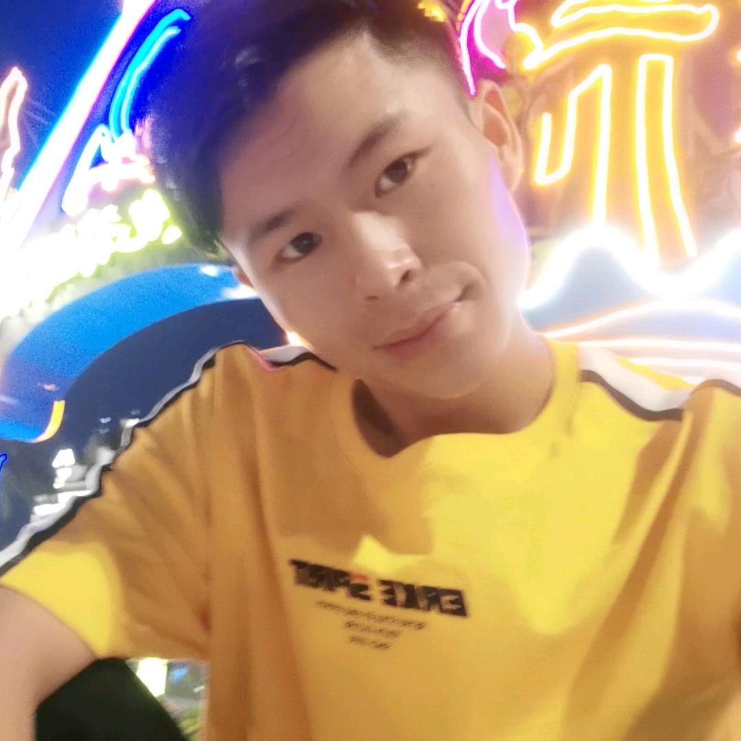 四川，小杨，彝族，宝爸，