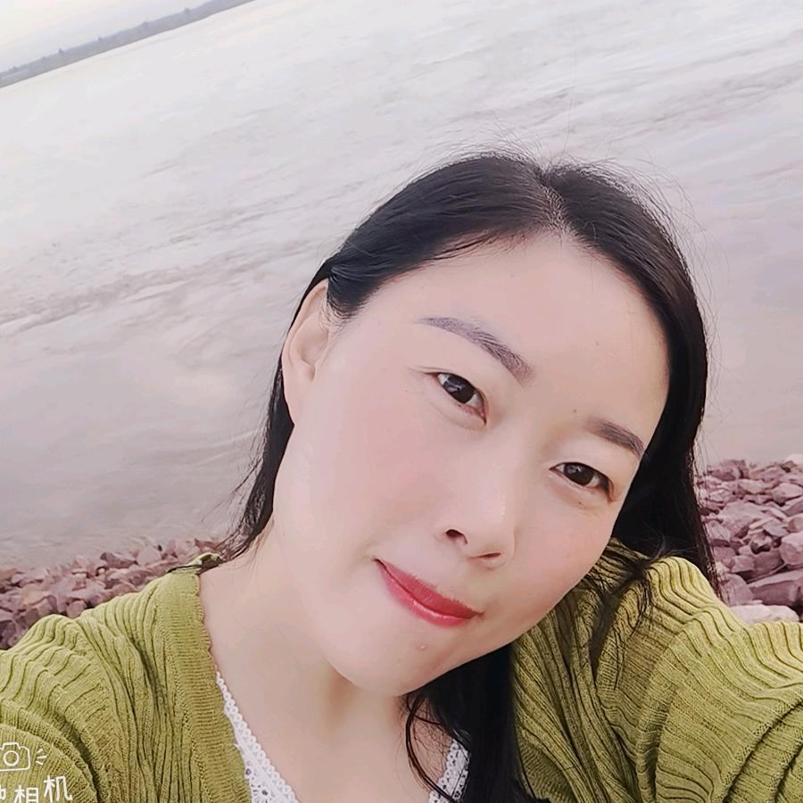 红玉儿时尚穿搭