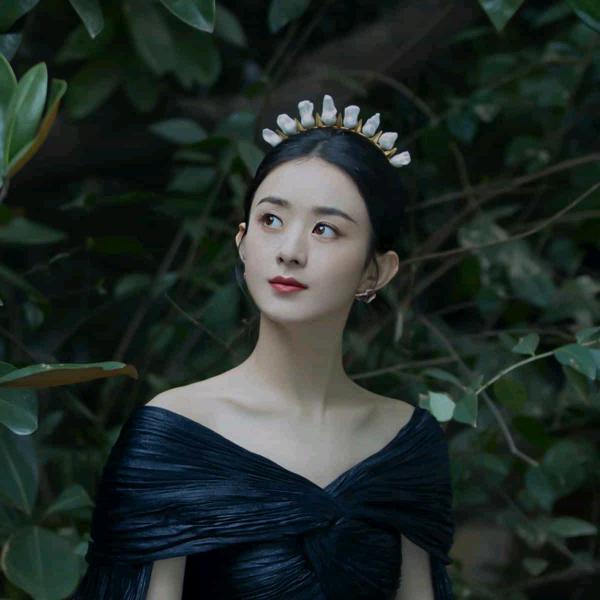 开心快乐大姐姐