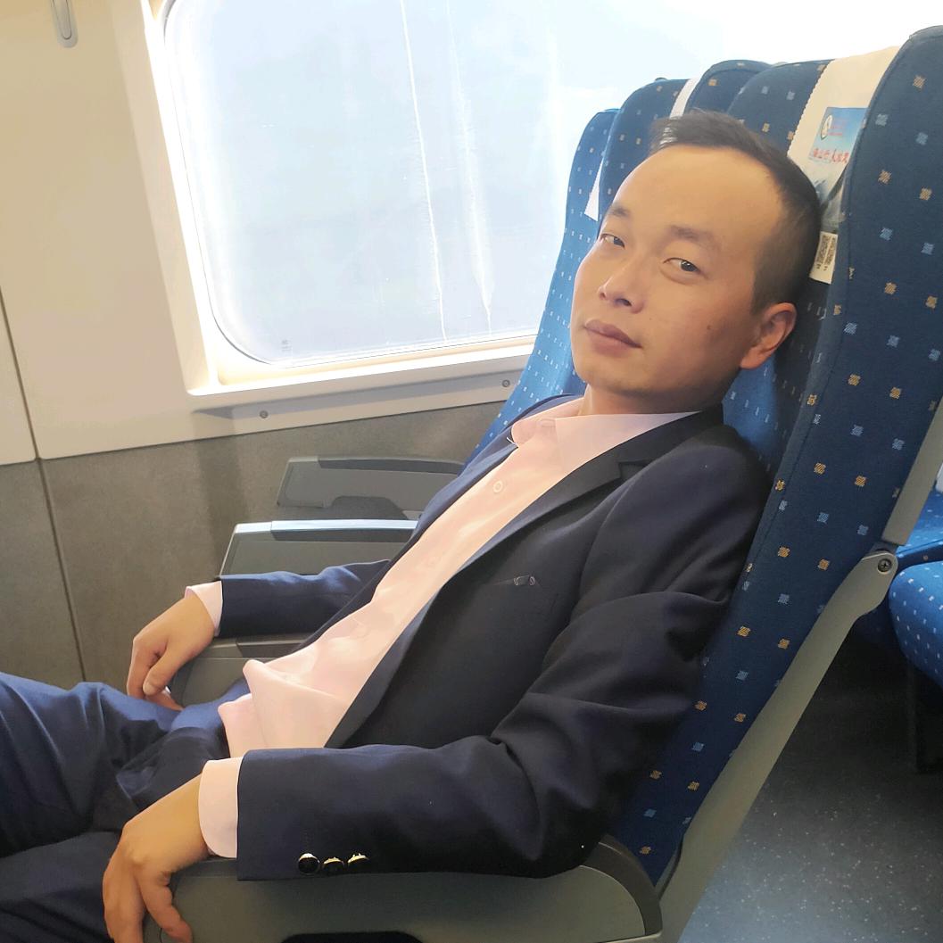 亮哥哥