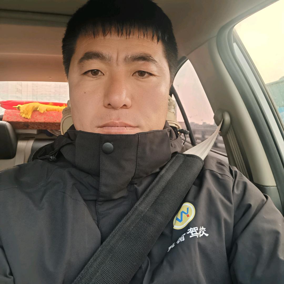榆次驾校董教练