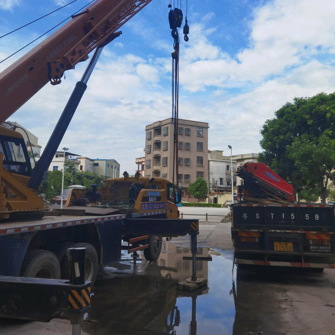 （东莞）东粤搬运有限公司