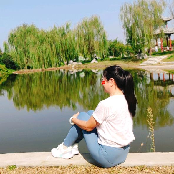 我比太阳温暖