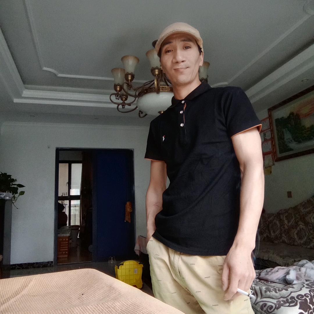 万人齐跪刘总万岁