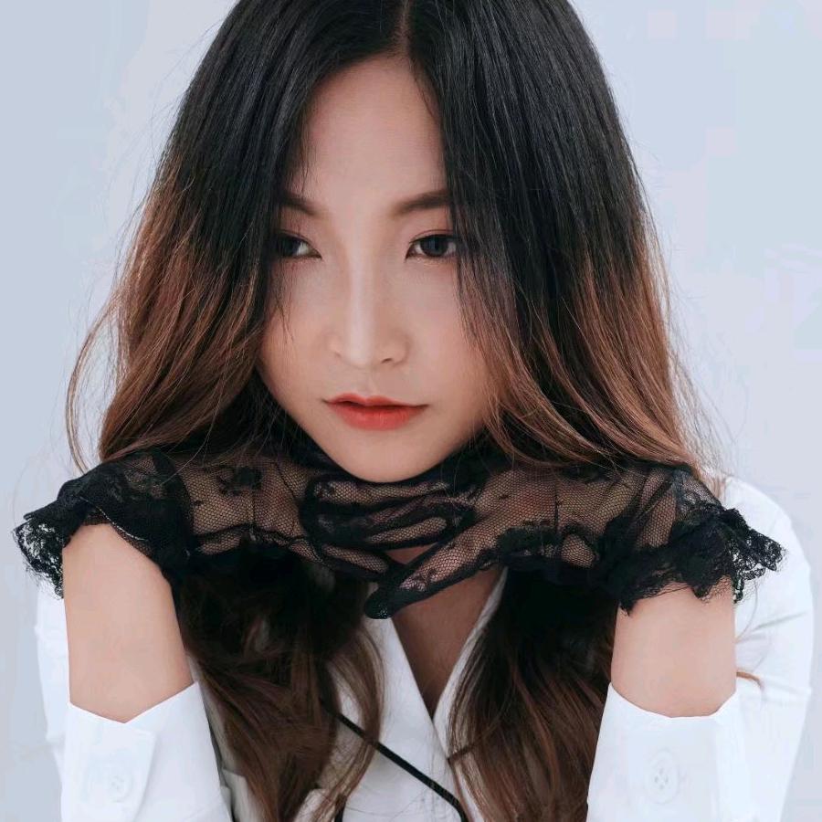 柒柒