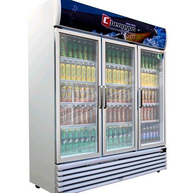 仓库式厨具批发