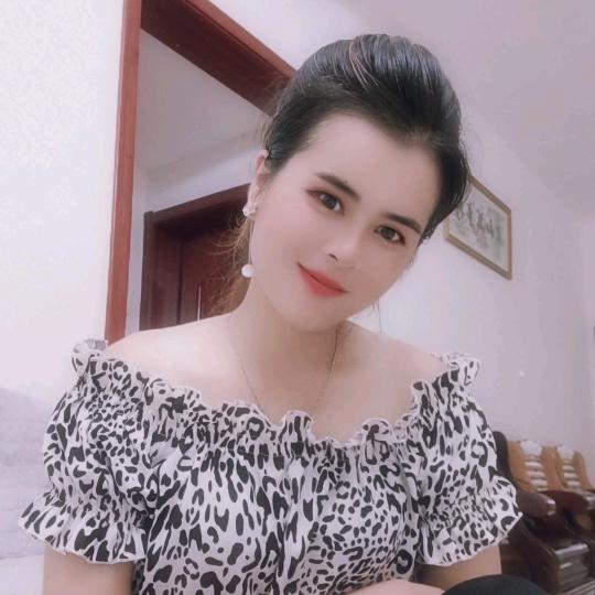 闻家五小姐😘《闻闻》