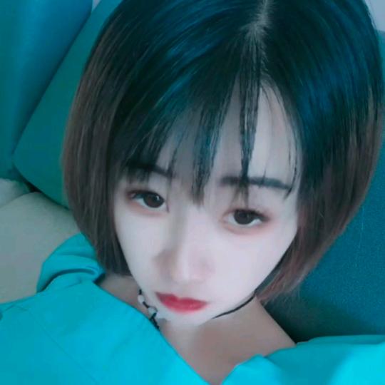 等等颜曦