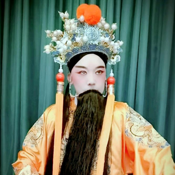 梨园春韩国栋