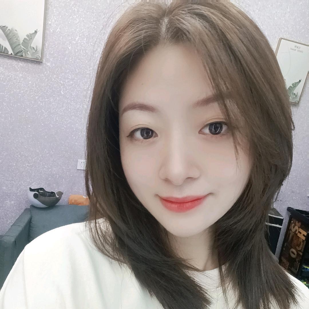 泗洪县润颜初美甲美睫工作室