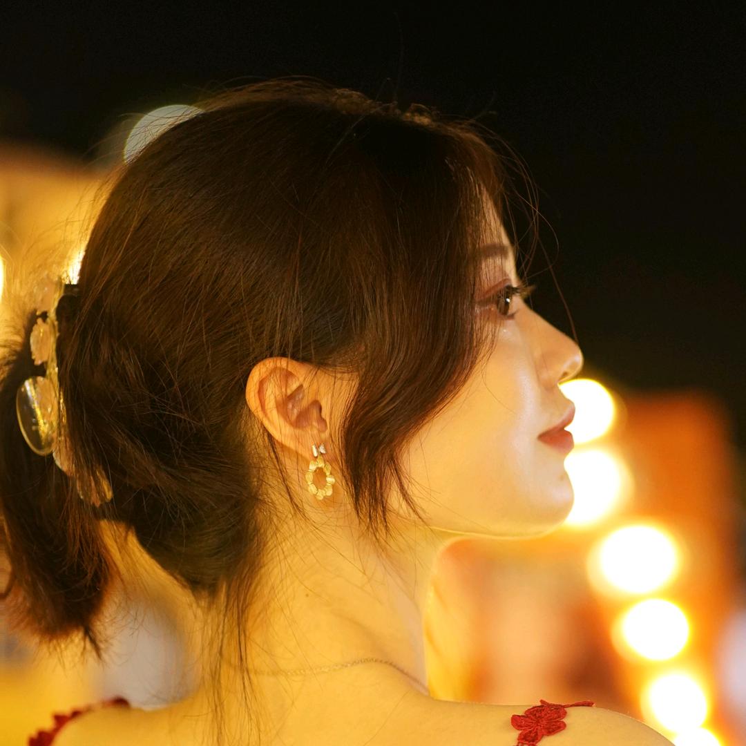 是婕儿呀✨