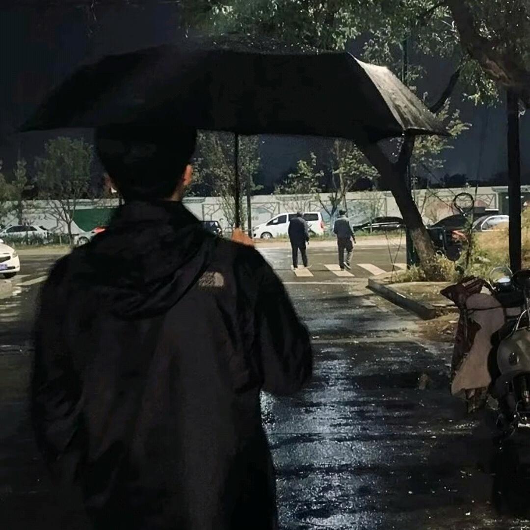 王先生，