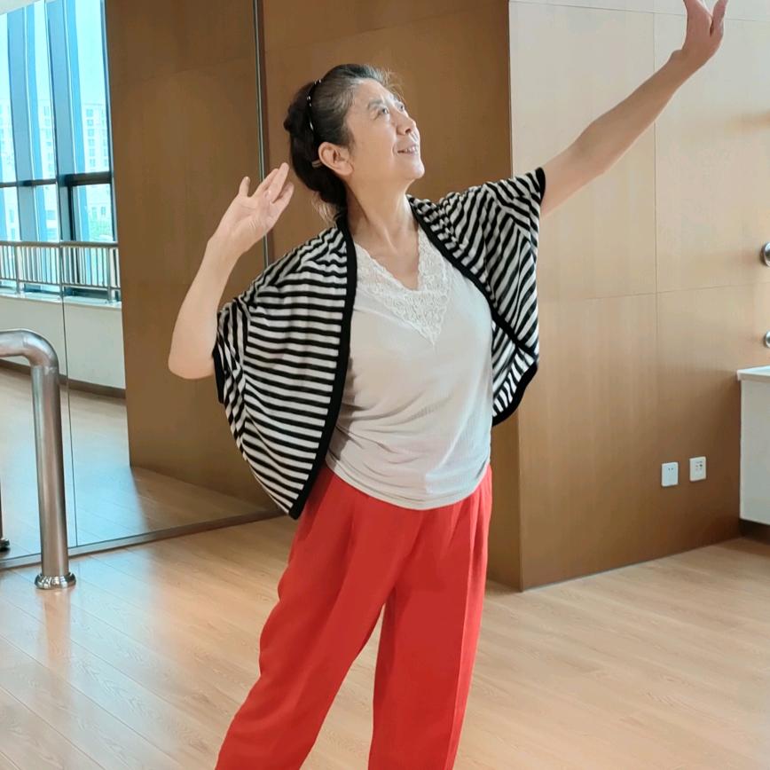 百合花🍀💐🍀