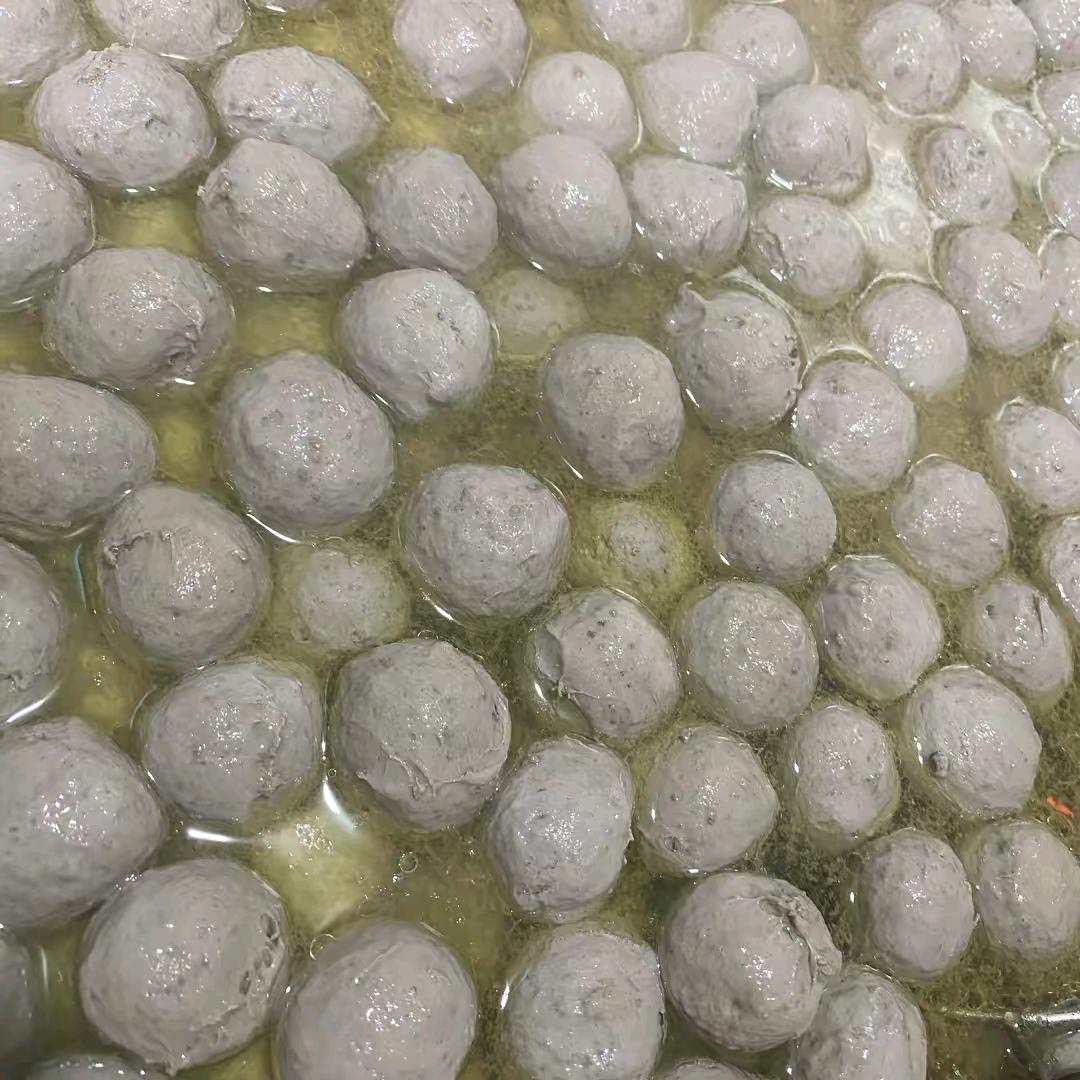 做牛肉丸的小哥哥