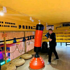 宝哥便民服务中心-亚布力民宿欢迎您