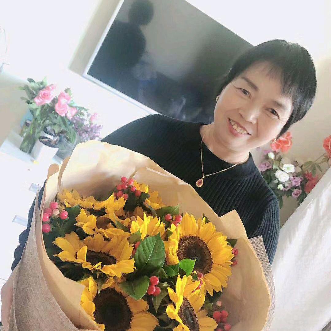 高仁芳（跳舞和对口型）