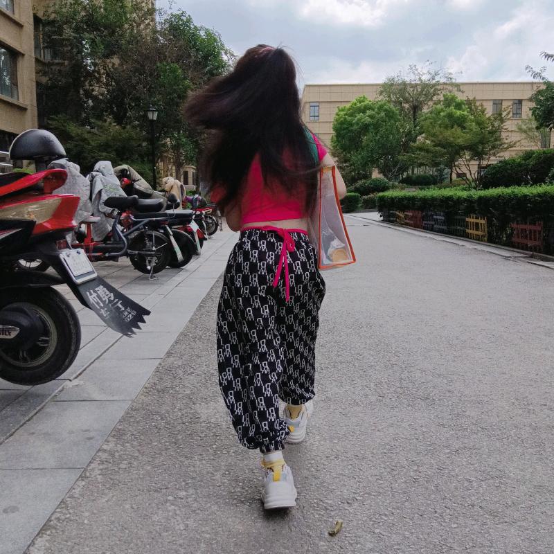 爱跳舞💃的小涵涵