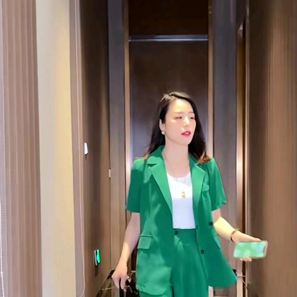 ₍˄·͈༝·͈˄*₎麦子