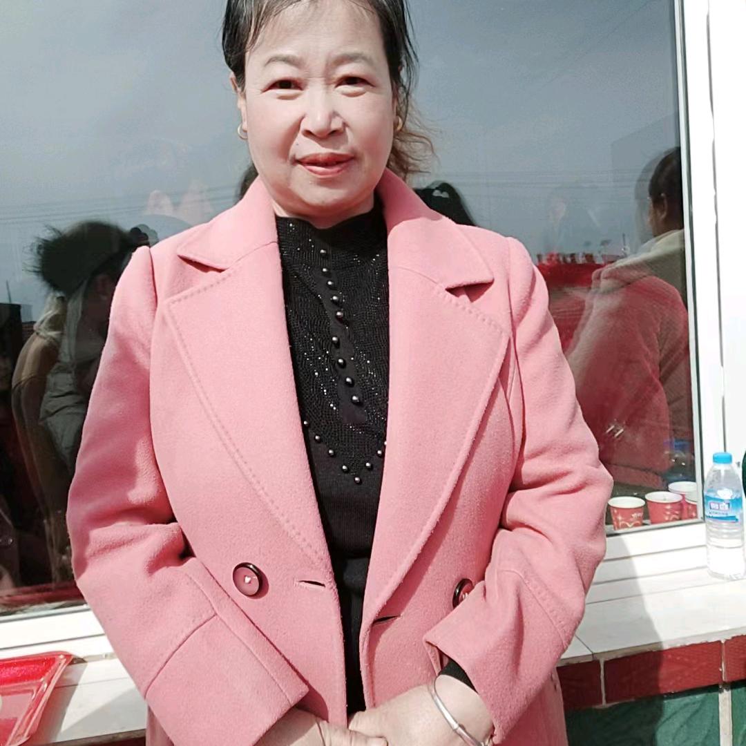 张姐：首播（不定时直播）