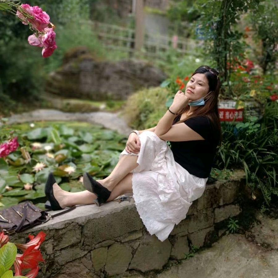 倩小妞