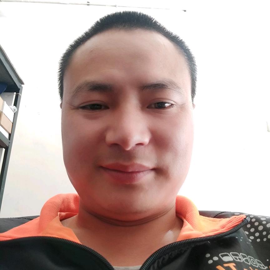 小秋摩托车电瓶车维修