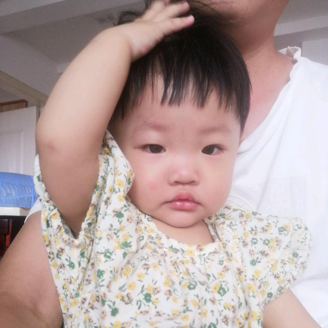 十指紧扣💑