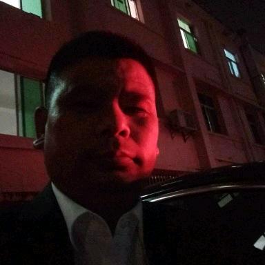 邓鲜参猛起