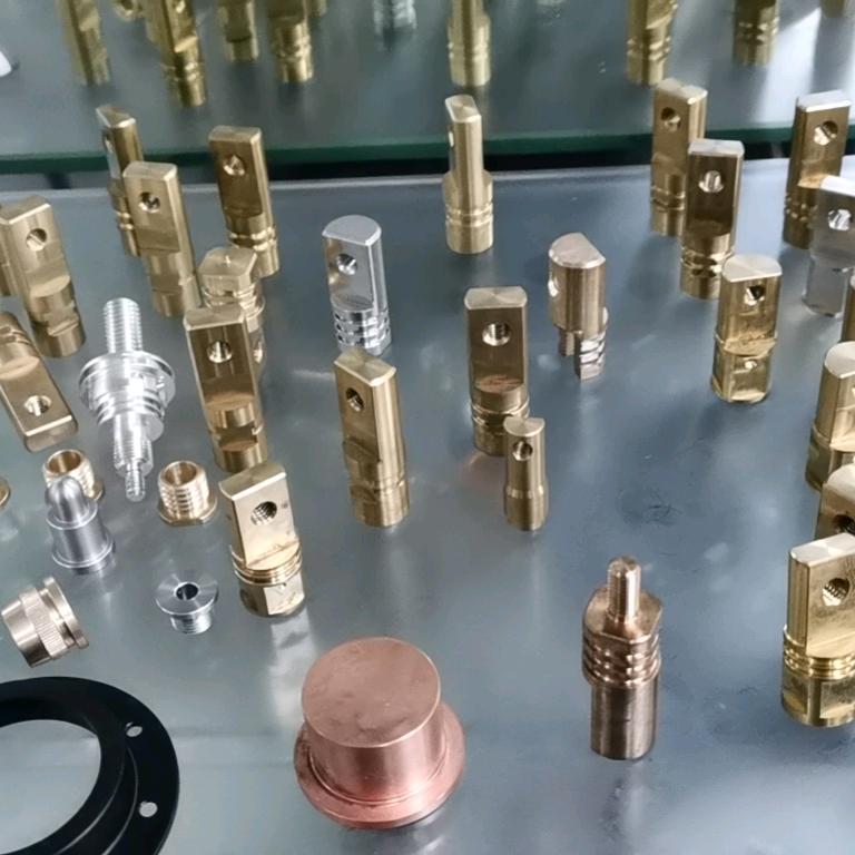 名禾走心机加工