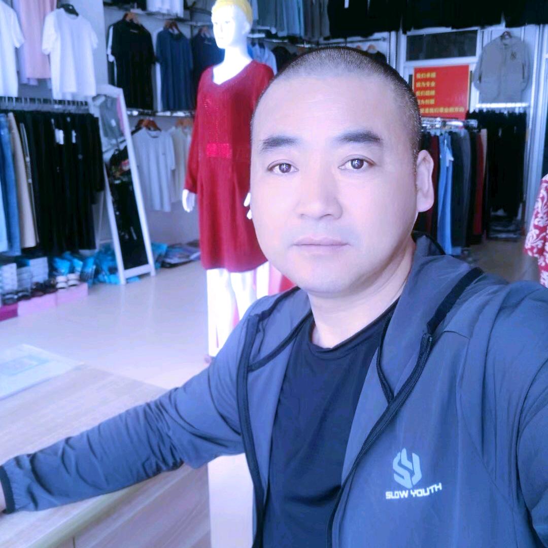 敬仲服装华哥