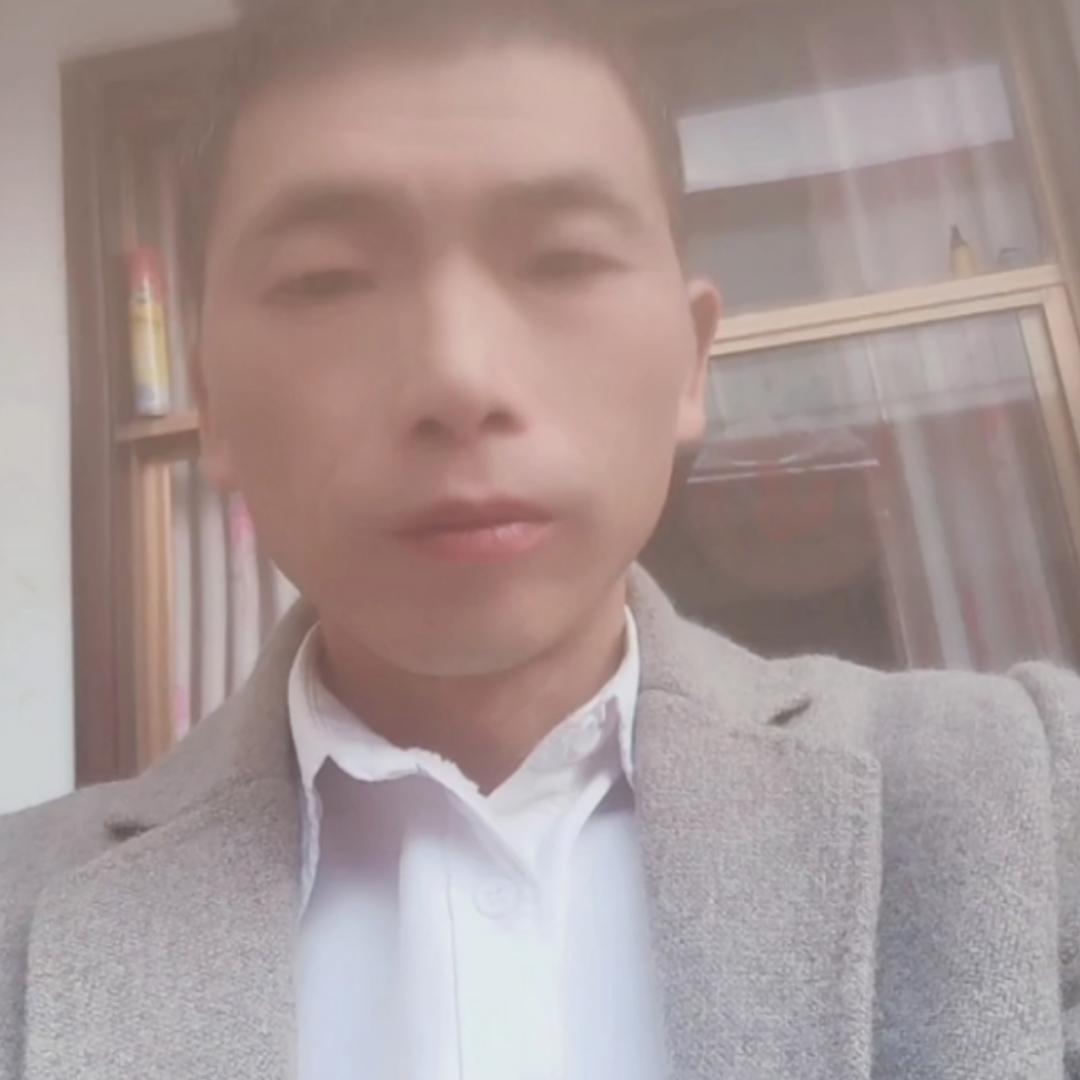 独⾃空忆成欢（小号）