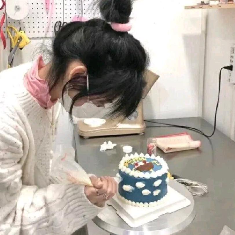 爱吃螺蛳粉🐶