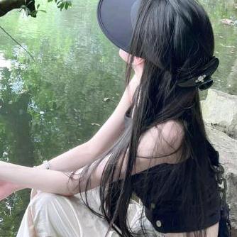 小熊小熊月亮在哪