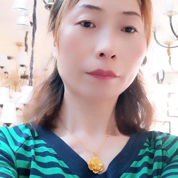 极美照明陈燕，易来智能灯光